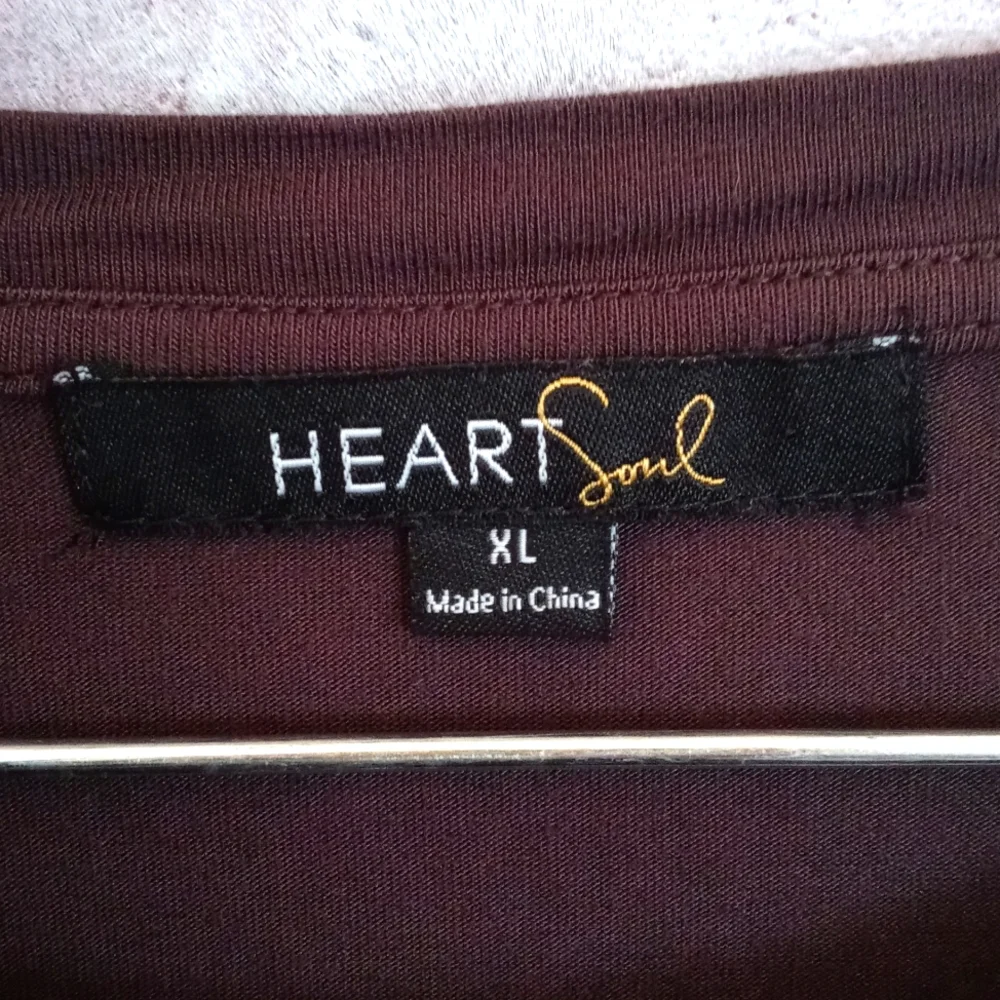 Embroidered Crop | Size XL - Picture 4 of 4